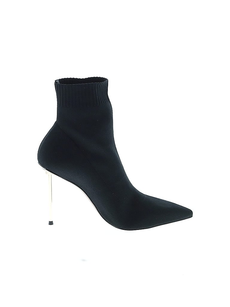 Pre-owned Bcbgmaxazria Ankle Boots In Black