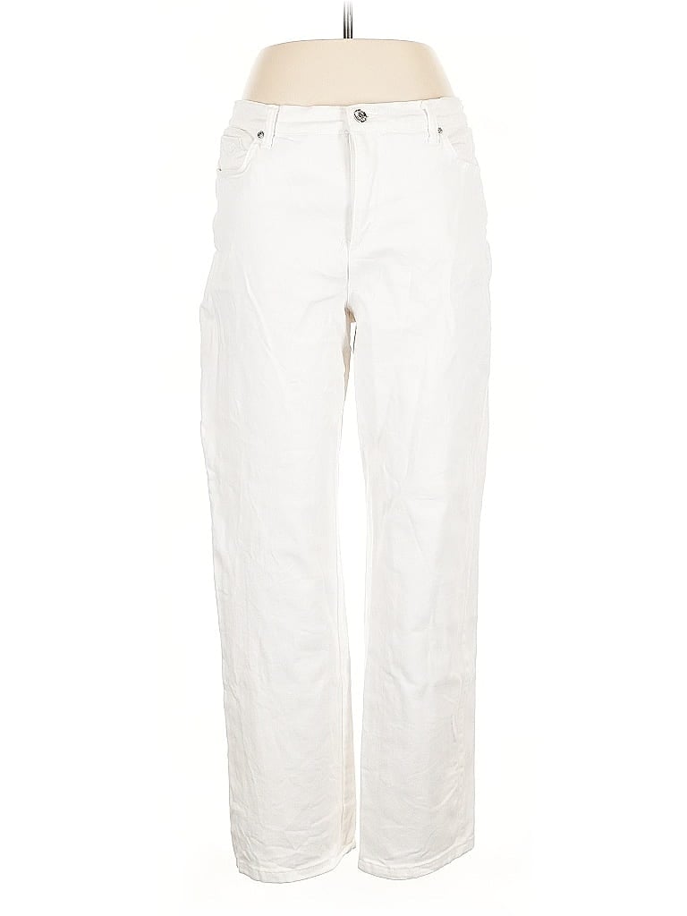 Click to view more detailed imagery on our partner's website Pre-owned Gloria Vanderbilt Casual Pants In White