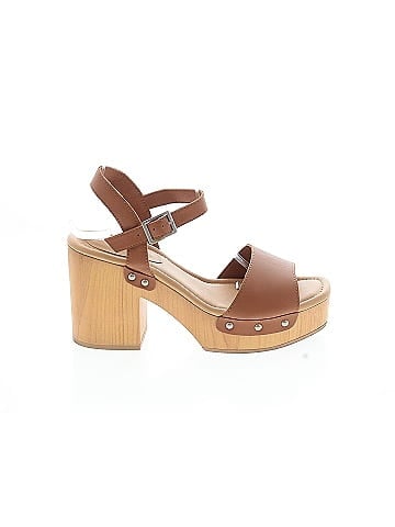 Universal Thread Heels (view 1)