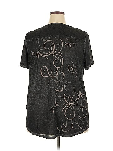 Maurices Short Sleeve T-Shirt (view 2)