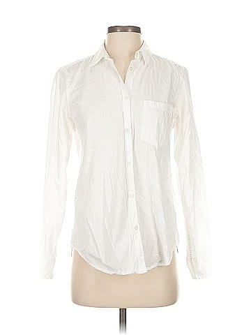Gap Long Sleeve Button-Down Shirt (view 1)