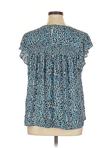 Molly & Isadora Short Sleeve Blouse (view 2)