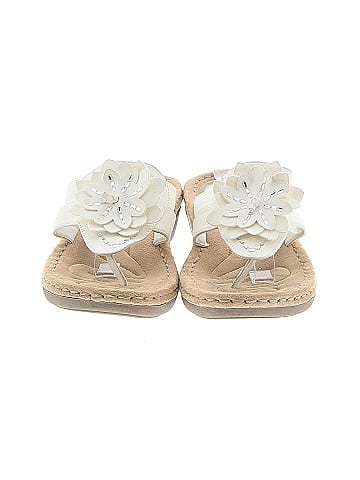 Cliffs by White Mountain Sandals (view 2)