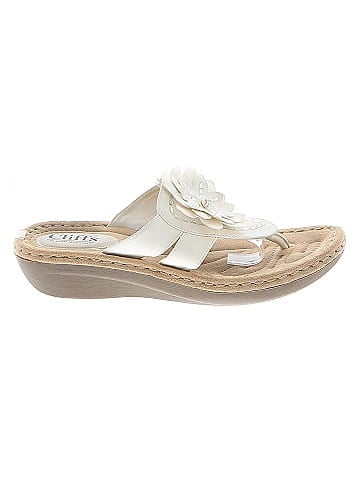 Cliffs by White Mountain Sandals (view 1)