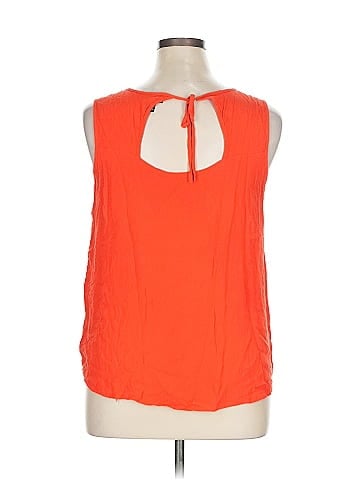 a.n.a. A New Approach Sleeveless T-Shirt (view 2)