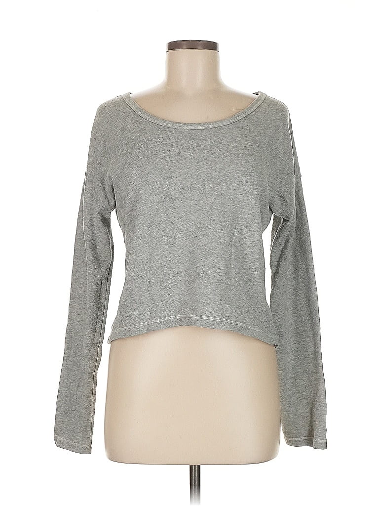 Click to view more detailed imagery on our partner's website Pre-owned Arizona Jean Company Long Sleeve Top In Gray