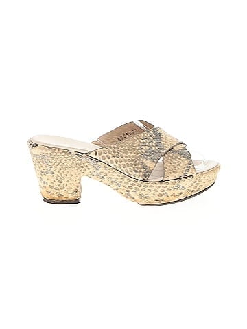 Attilio Giusti Leombruni Heels (view 1)