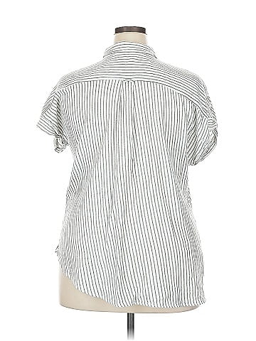 Sonoma Goods for Life Short Sleeve Button-Down Shirt (view 2)
