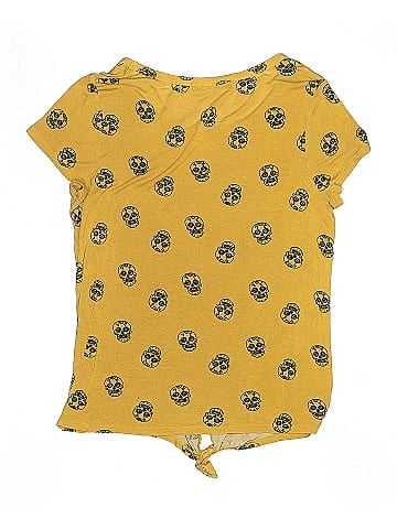 No Boundaries Short Sleeve Top (view 2)