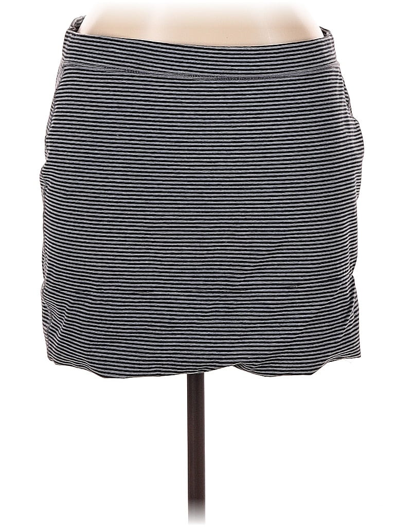 Pre-owned Old Navy Casual Skirt In Gray