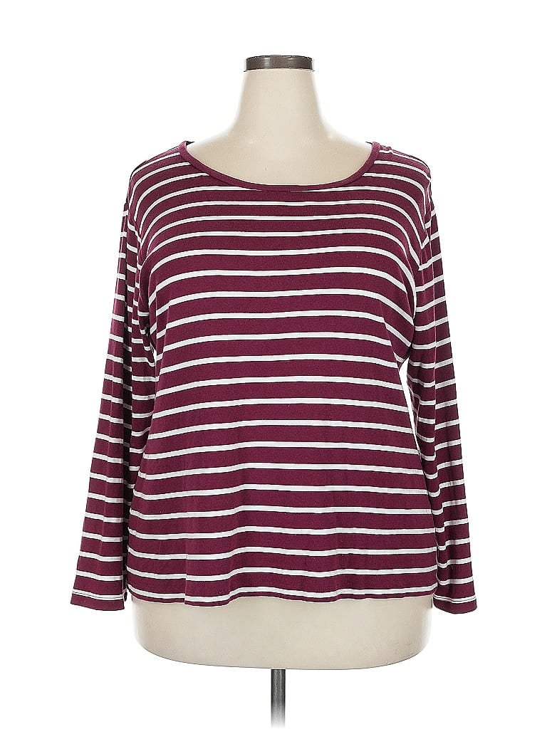 Click to view more detailed imagery on our partner's website Pre-owned Dressbarn 3/4 Sleeve T-shirt In Burgundy