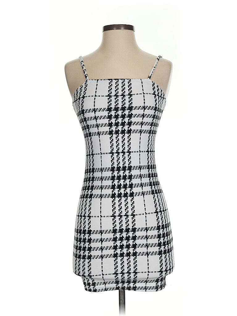 Pre-owned Zaful Casual Dress In Silver