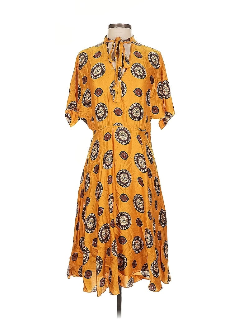 Pre-owned Nissa Casual Dress In Yellow