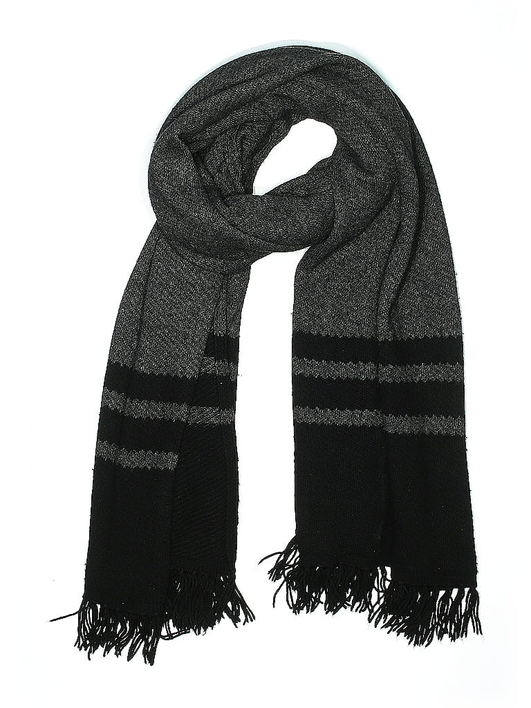 Click to view more detailed imagery on our partner's website Pre-owned Unbranded Scarf In Gray