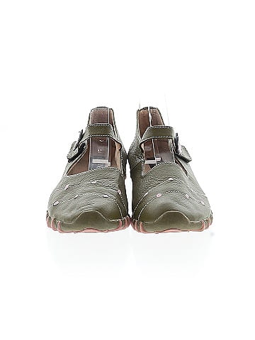 Bernie Mev Flats (view 2)