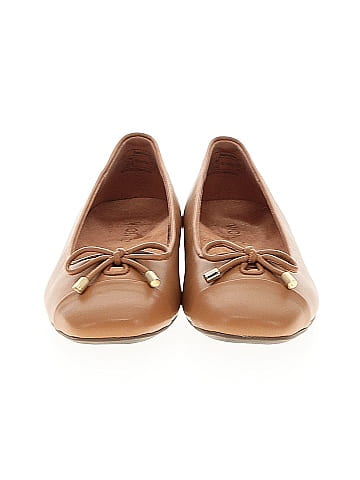 Vionic Flats (view 2)
