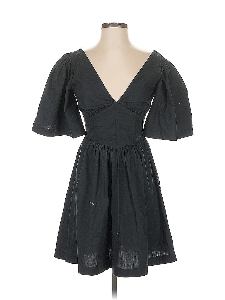 Click to view more detailed imagery on our partner's website Pre-owned Abercrombie & Fitch Cocktail Dress In Black