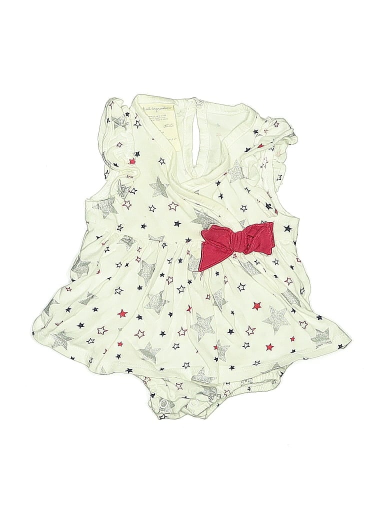 Pre-owned First Impressions Babies' Short Sleeve Onesie In Ivory