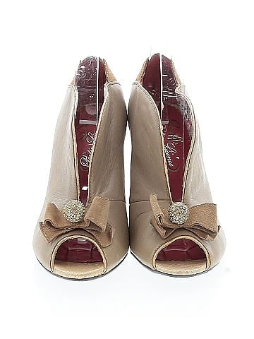 Poetic License Heels (view 2)