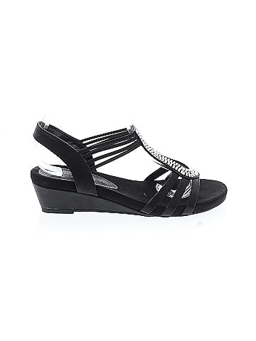 Kelly & Katie Sandals (view 1)