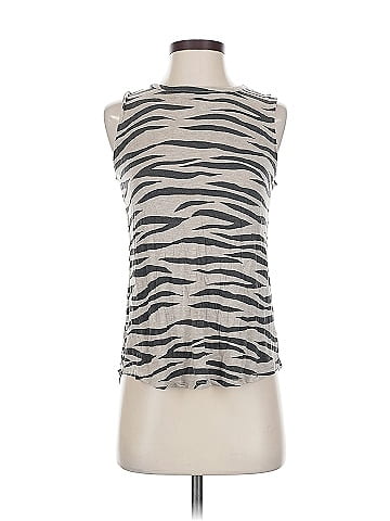 24/7 Maurices Sleeveless T-Shirt (view 1)