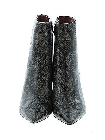 BCBGMAXAZRIA Ankle Boots (view 2)