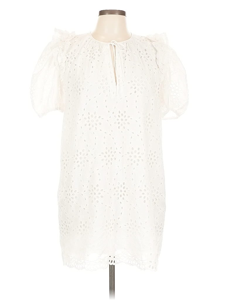 Pre-owned Vici Casual Dress In White