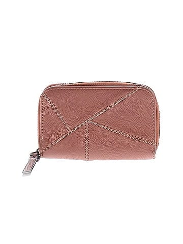 Universal Thread Wallet (view 1)