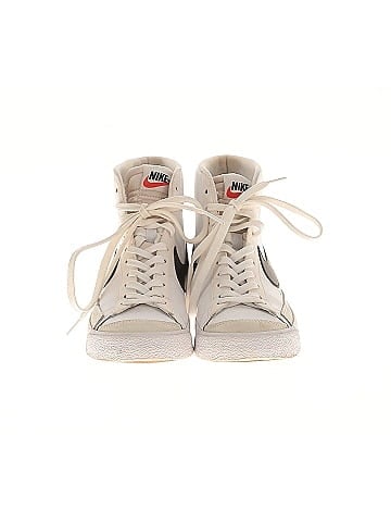 Nike Sneakers (view 2)