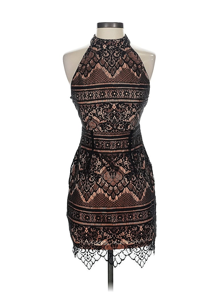 Click to view more detailed imagery on our partner's website Pre-owned Dress Forum Cocktail Dress In Black