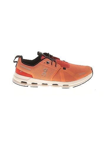 On Cloud Sneakers (view 1)