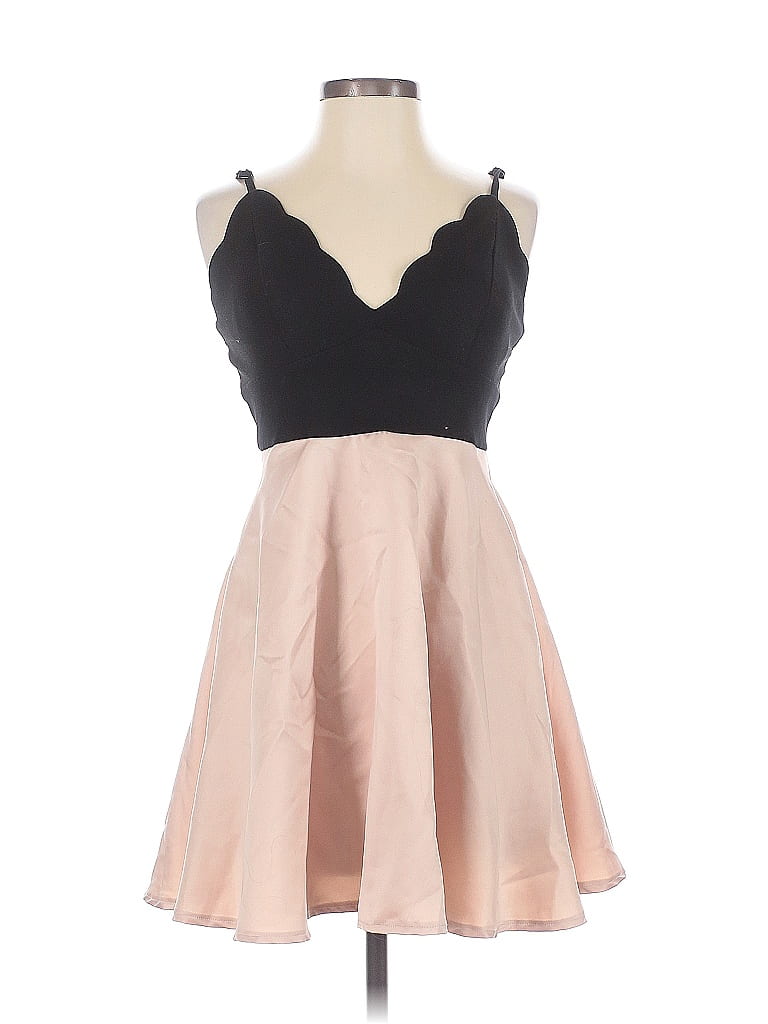 Click to view more detailed imagery on our partner's website Pre-owned Speechless Cocktail Dress In Pink