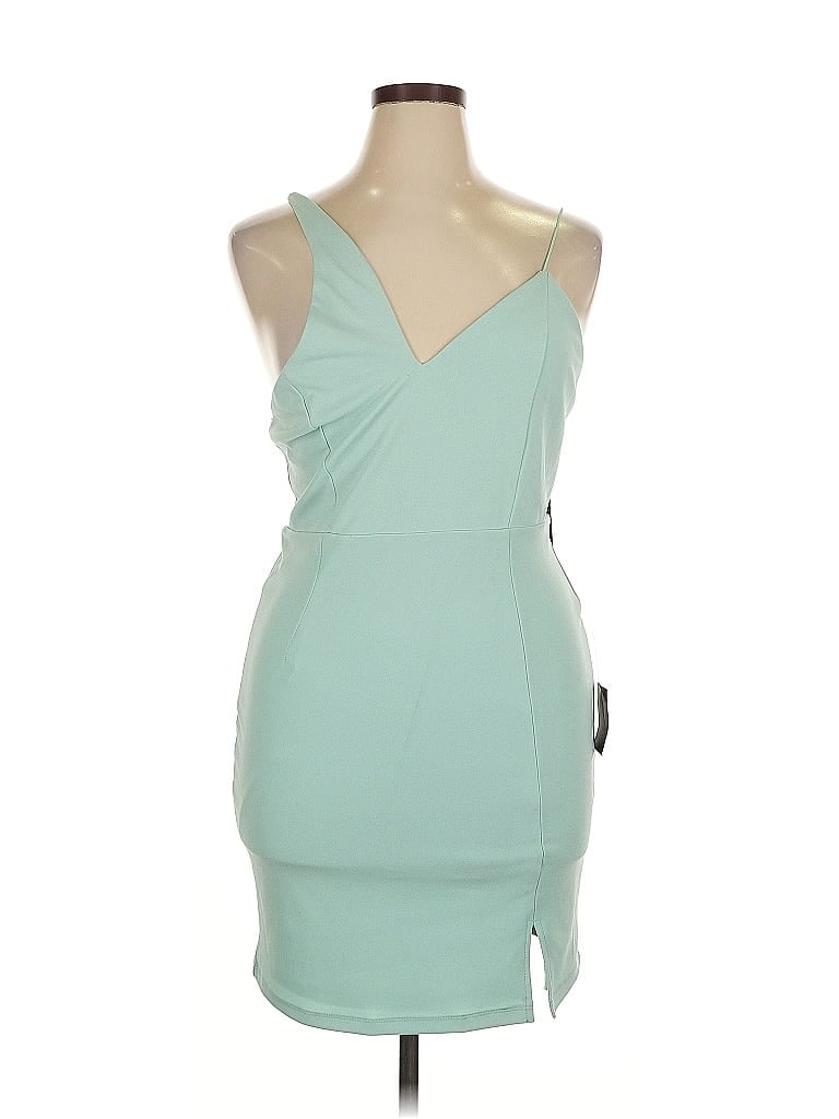 Click to view more detailed imagery on our partner's website Pre-owned Lulus Cocktail Dress In Green