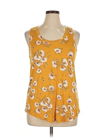 24/7 Maurices Tank Top (view 1)