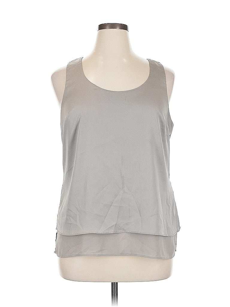 Pre-owned H By Halston Sleeveless Top Gray Halter Neckline Tops