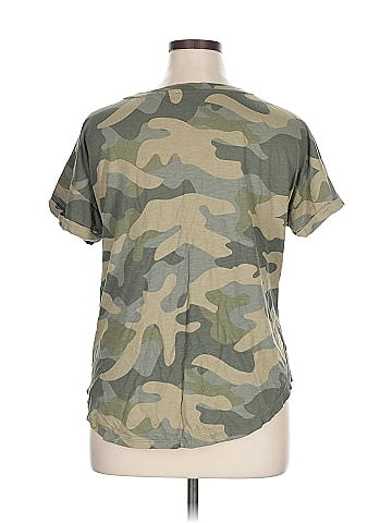 24/7 Maurices Short Sleeve T-Shirt (view 2)
