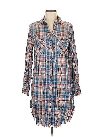 Cloth & Stone Long Sleeve Button-Down Shirt (view 1)
