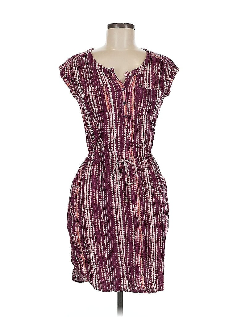 Click to view more detailed imagery on our partner's website Pre-owned Eddie Bauer Casual Dress In Burgundy