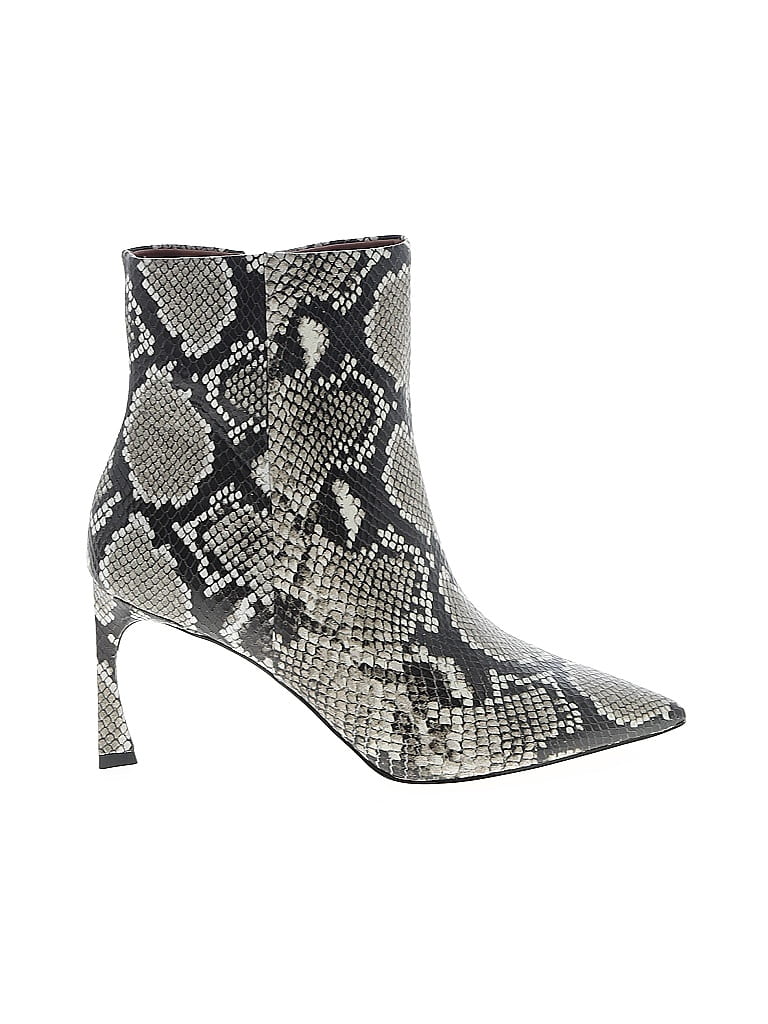 Pre-owned Bcbgmaxazria Ankle Boots In Gray