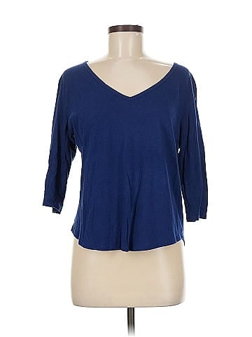 Victoria's Secret 3/4 Sleeve T-Shirt (view 1)