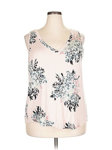 24/7 Maurices Tank Top (view 1)