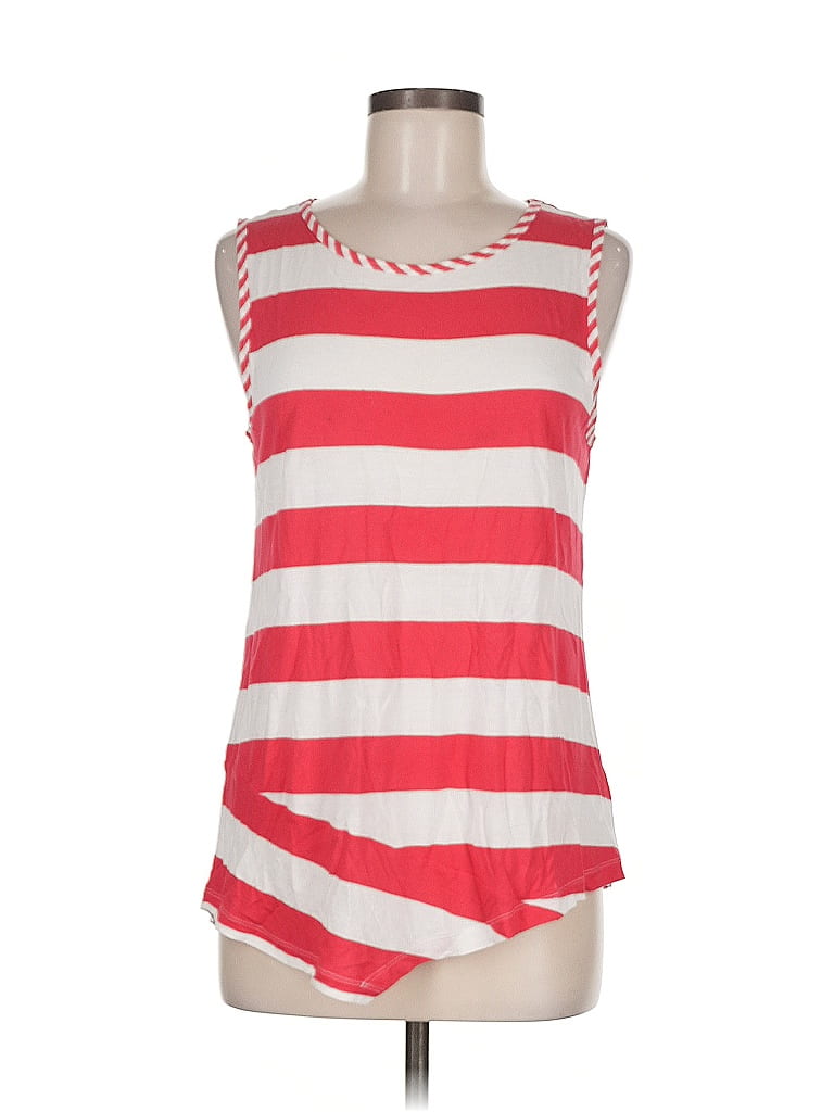 Click to view more detailed imagery on our partner's website Pre-owned Cabi Sleeveless T-shirt In Red