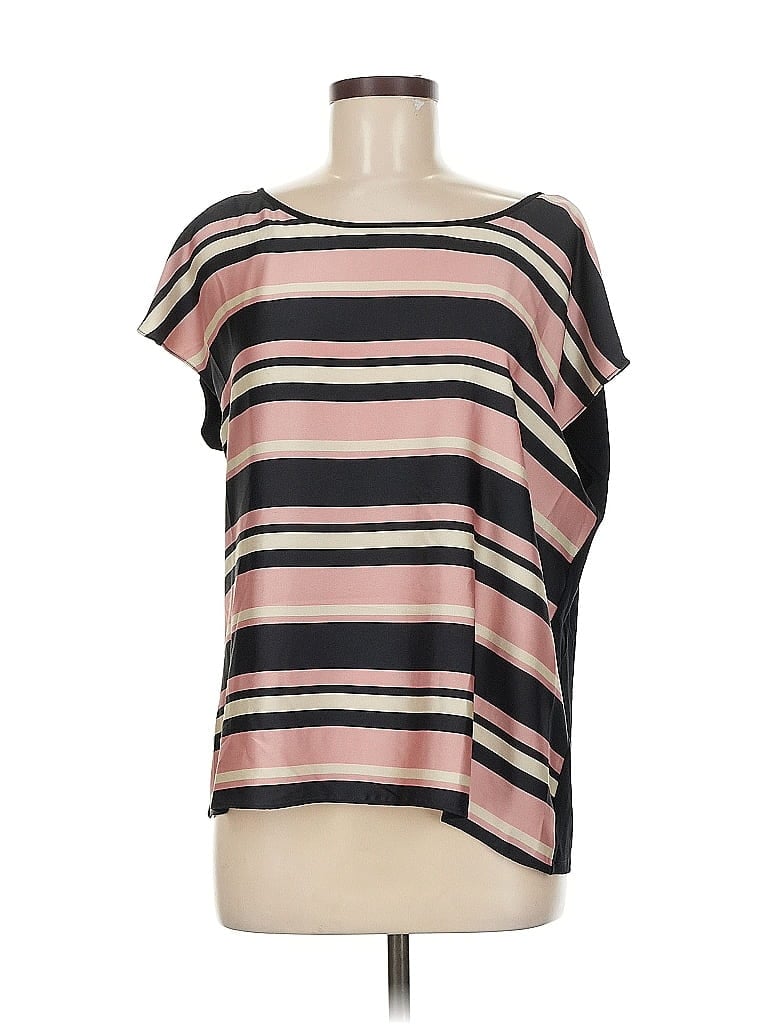 Pre-owned Vince Camuto Short Sleeve T-shirt In Pink