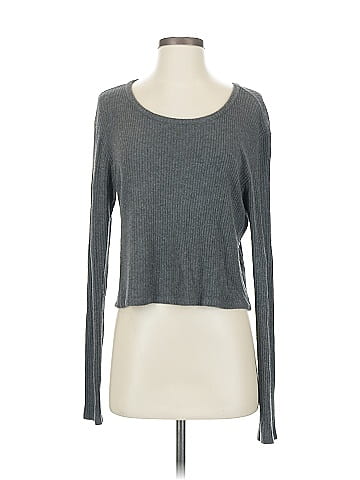 Brandy Melville Long Sleeve T-Shirt (view 1)