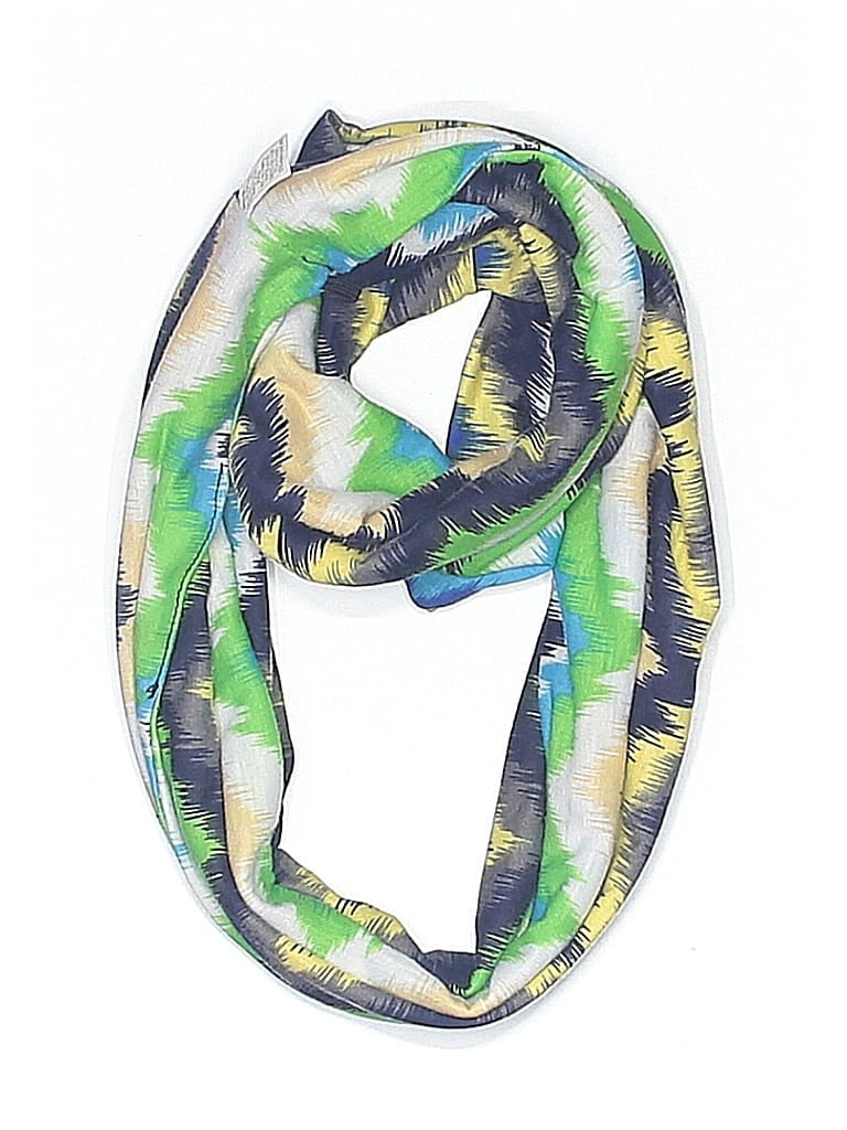 ASSORTED BRANDS Pre-owned Scarf In Green