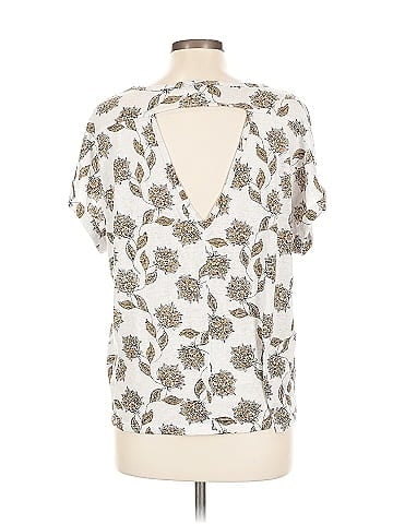 24/7 Maurices Short Sleeve T-Shirt (view 2)