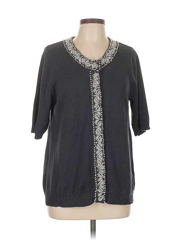 Click to view more detailed imagery on our partner's website Pre-owned Isaac Mizrahi Live 3/4 Sleeve T-shirt In Gray