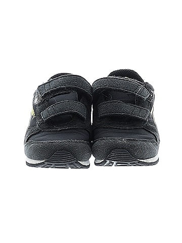 Puma Sneakers (view 2)