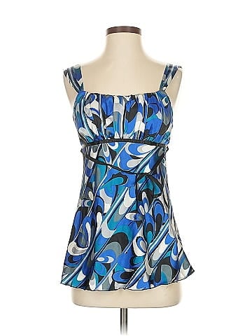 B.wear Sleeveless Blouse (view 1)