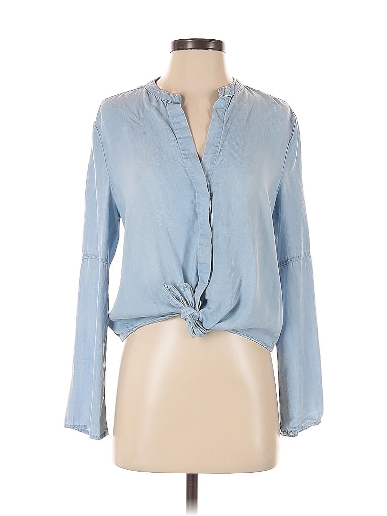 Click to view more detailed imagery on our partner's website Pre-owned Saks Fifth Avenue Long Sleeve Blouse In Blue